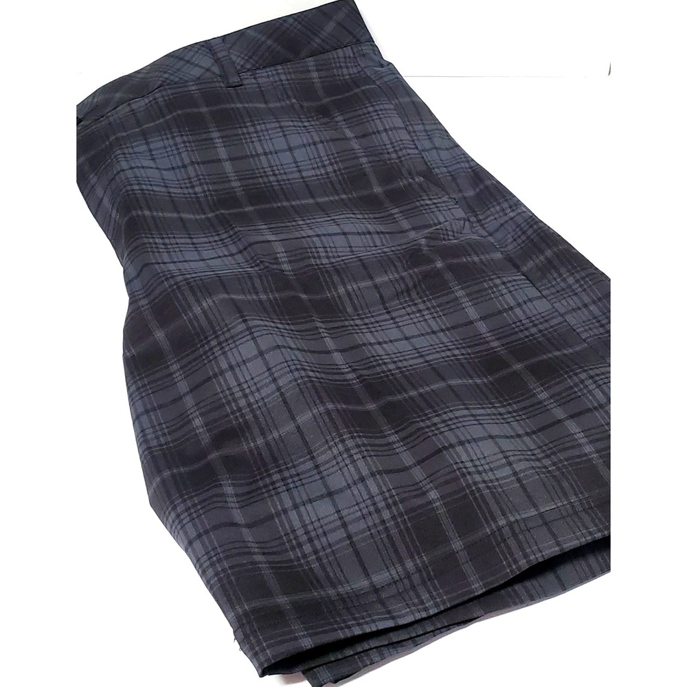 Fila Sport Golf Shorts 40 Gray Black Plaid Flat Front Poly / Spandex Pockets